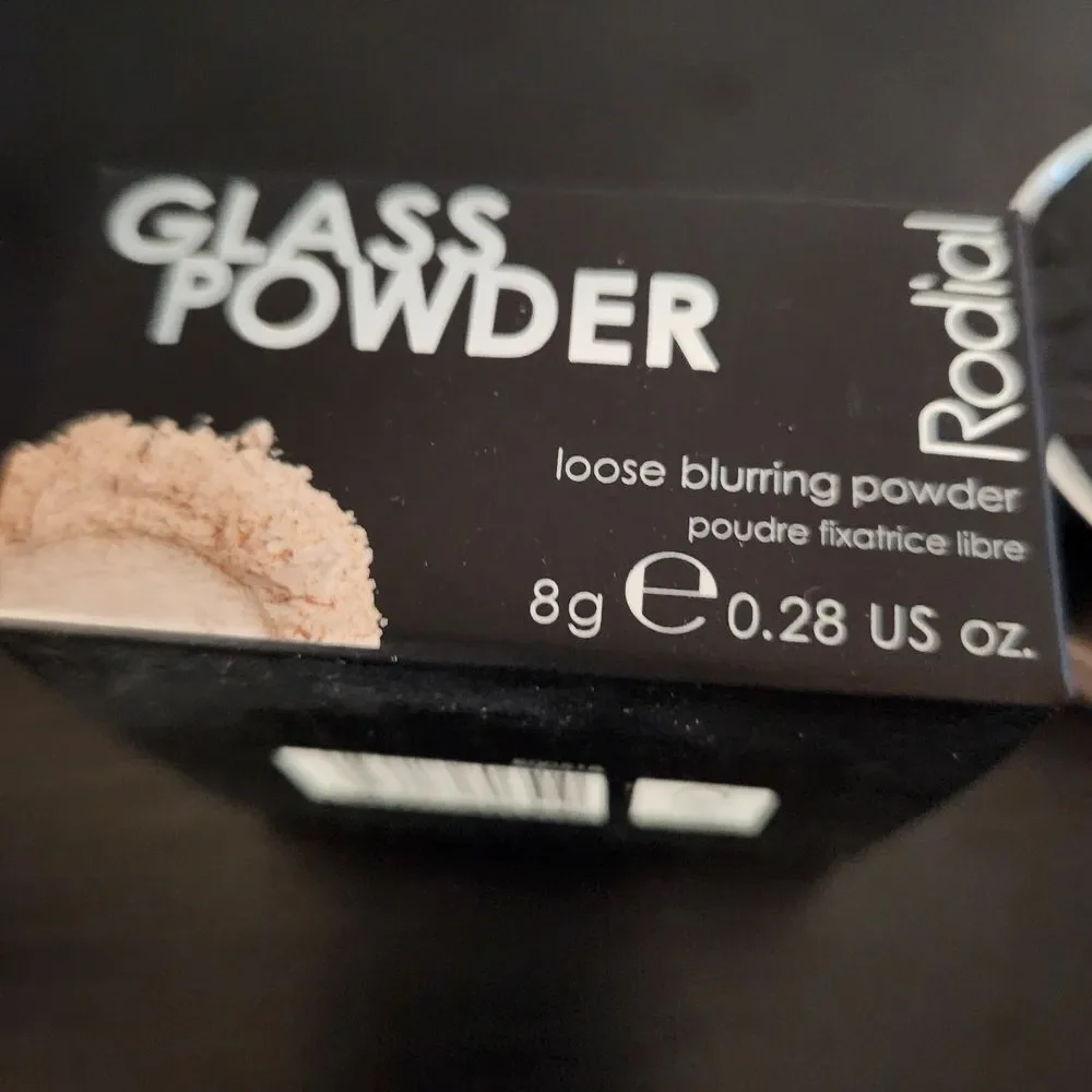 Rodial Glass Powder Loose Blurring Powder 8g, 0.28oz